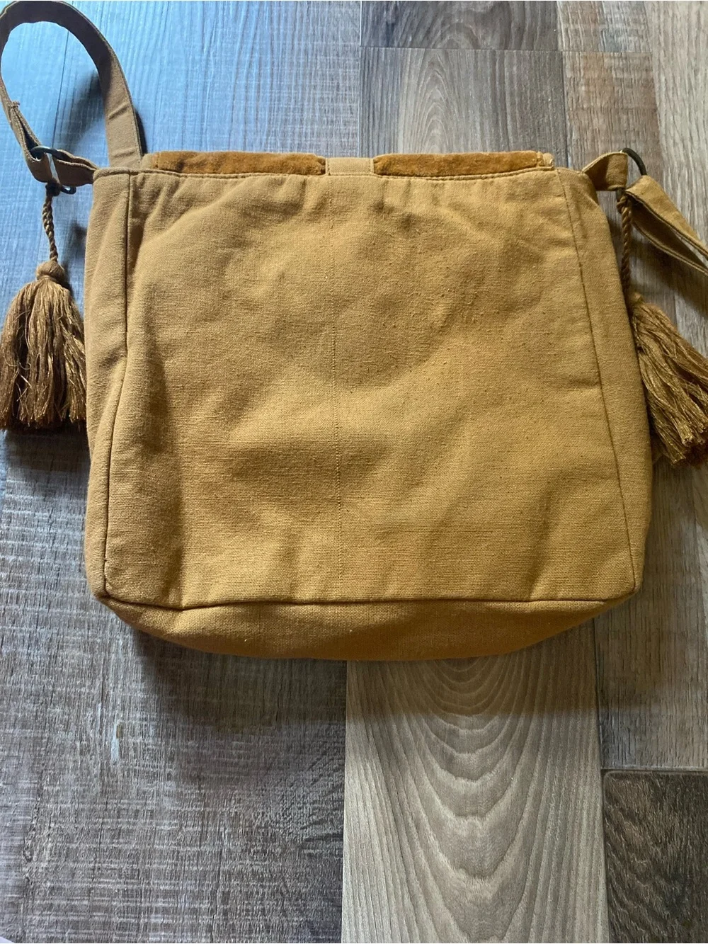 Source Unknown Brown Floral Embroidered Tassel Crossbody Bag